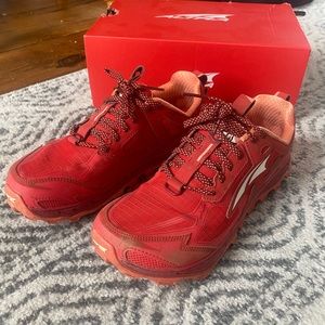ALTRA LONE PEAK 5 Trail Runners
